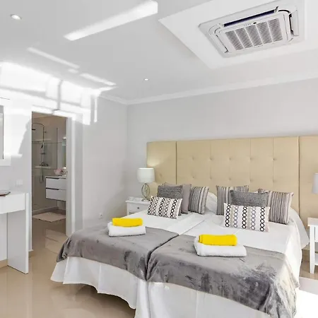 Villa Pianda By Almancil